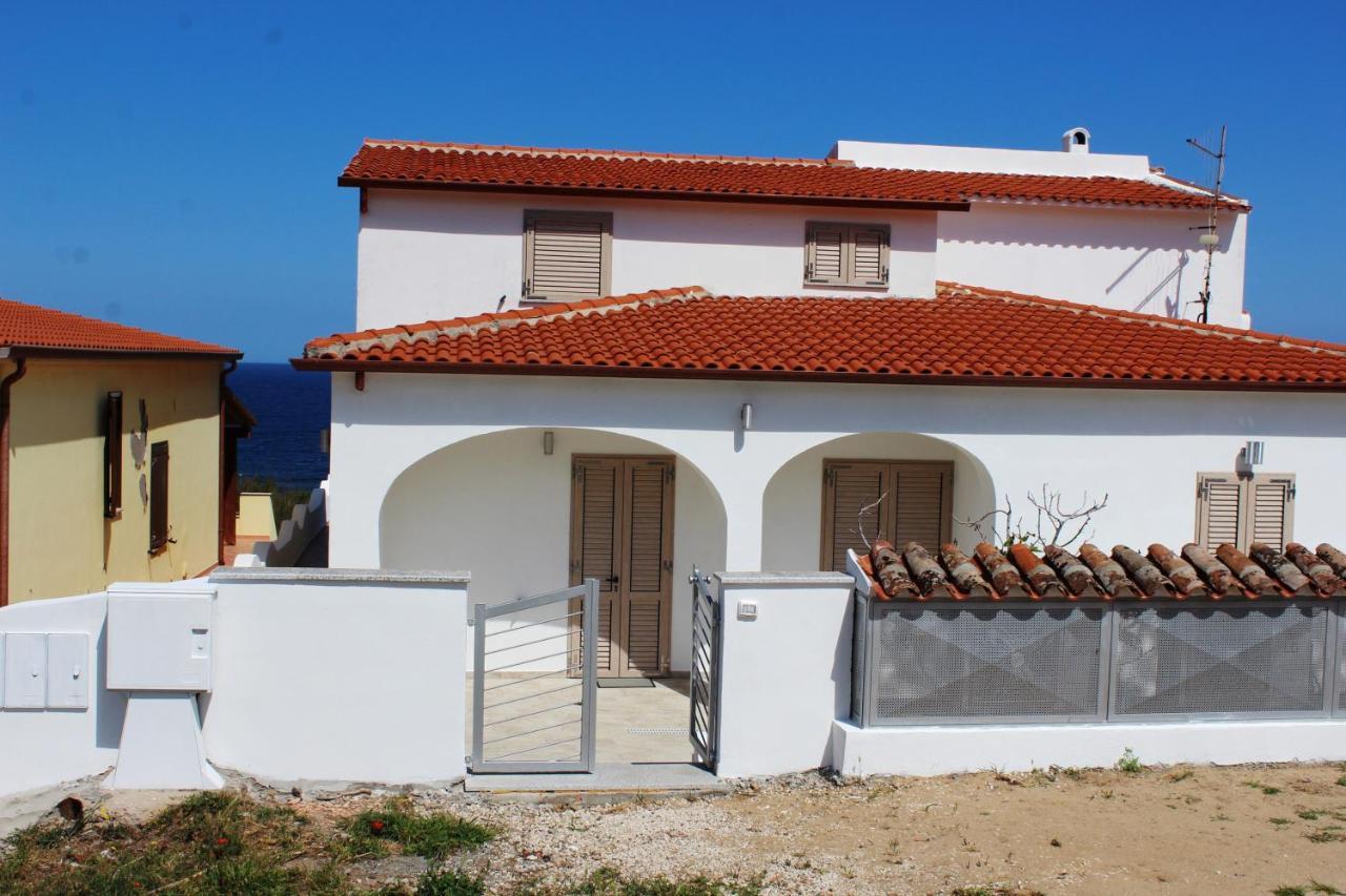 Alba Stupendo Appartamento In Villa Fronte Mare - Golfo Dell'Asinara - Internet Free Valledoria  Eksteriør billede