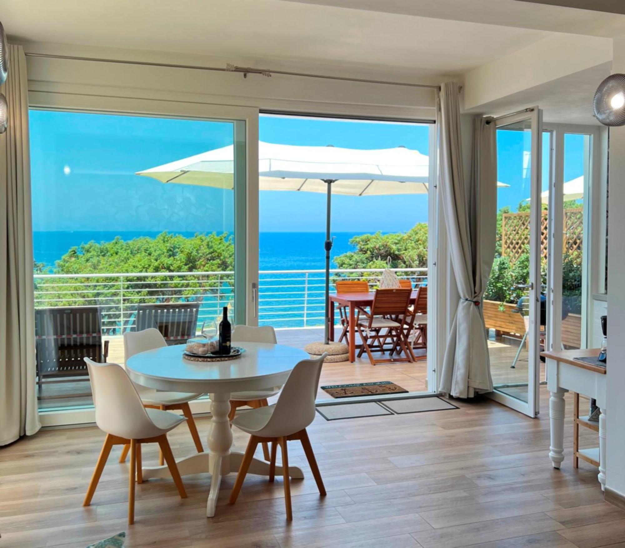 Alba Stupendo Appartamento In Villa Fronte Mare - Golfo Dell'Asinara - Internet Free Valledoria  Eksteriør billede