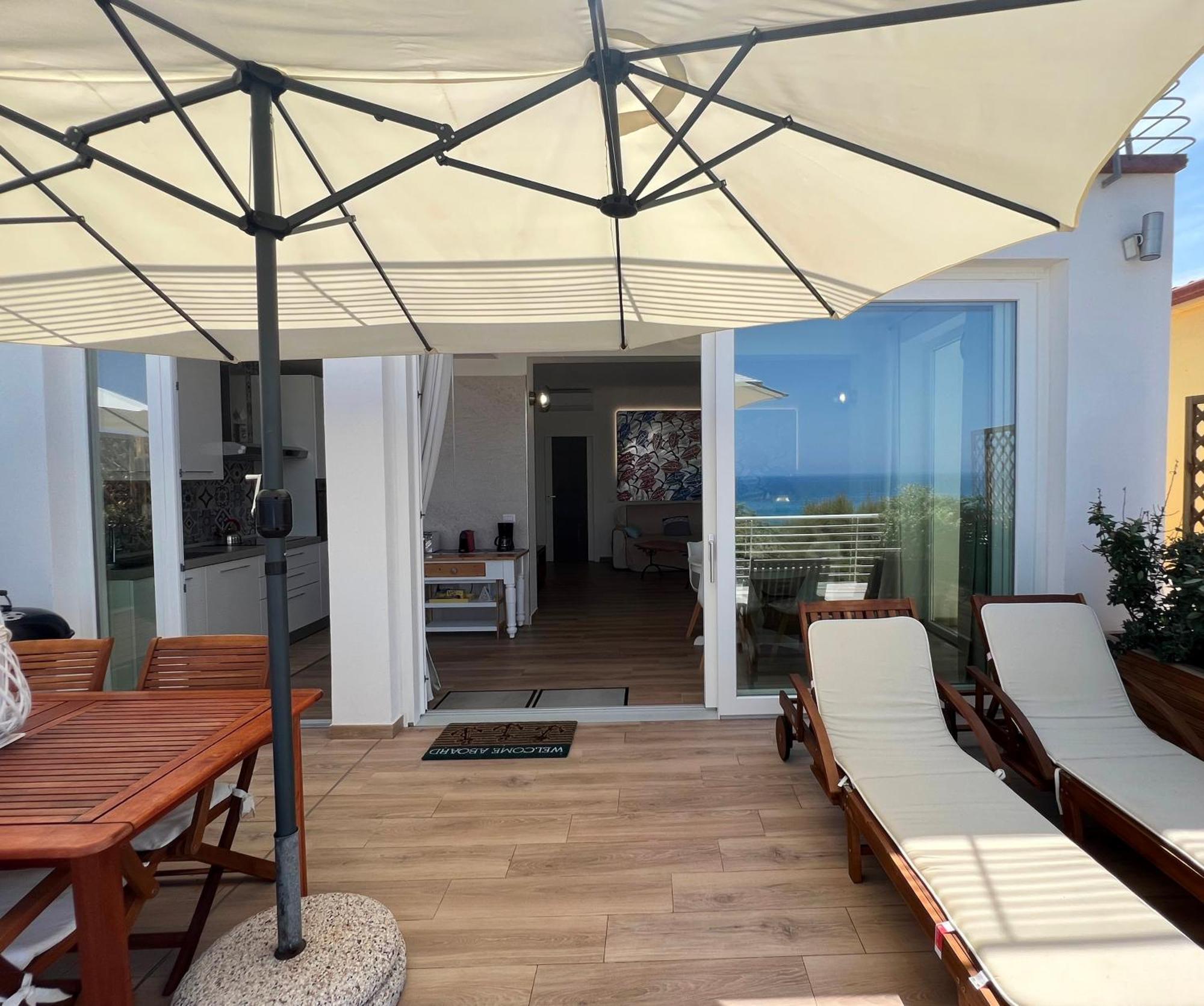 Alba Stupendo Appartamento In Villa Fronte Mare - Golfo Dell'Asinara - Internet Free Valledoria  Eksteriør billede