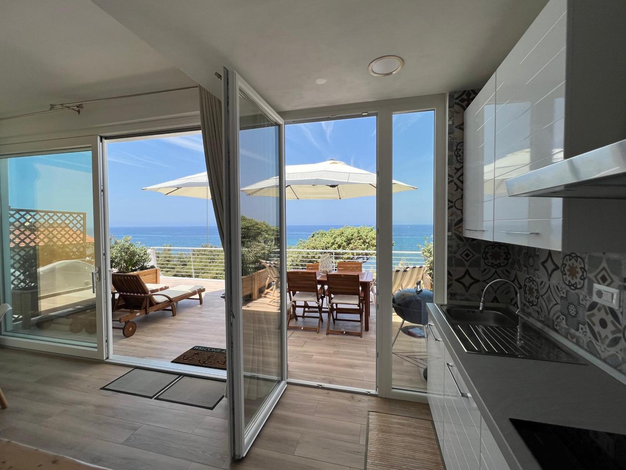 Alba Stupendo Appartamento In Villa Fronte Mare - Golfo Dell'Asinara - Internet Free Valledoria  Eksteriør billede